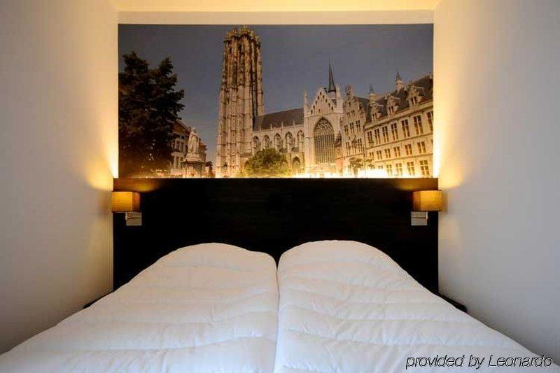 3 Paardekens - City Centre Hotel Mechelen Rum bild